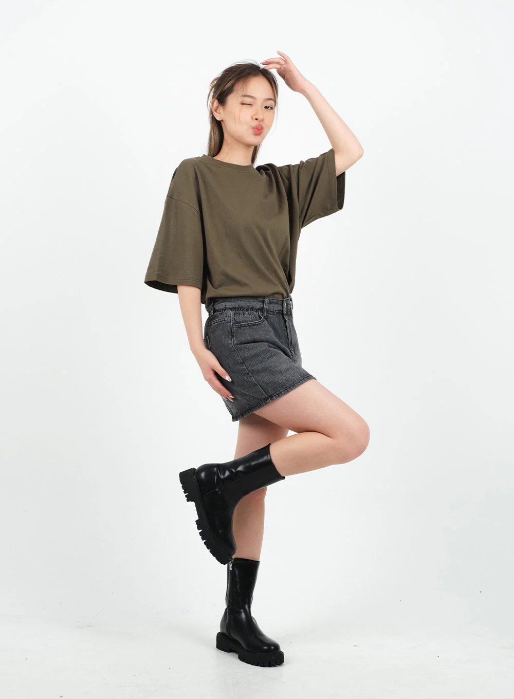 Basic Loose Fit Oversized T-shirt CA26 - Image 10
