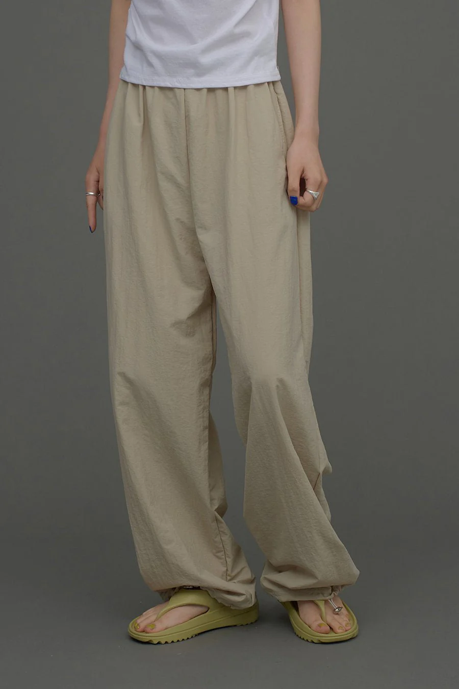 Loose Fit Banded Pants CA04 - Image 4