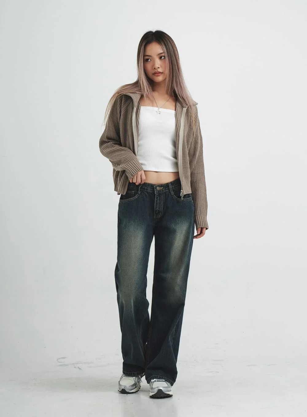 Low Rise Washing Wide Jeans CS14 - Image 4