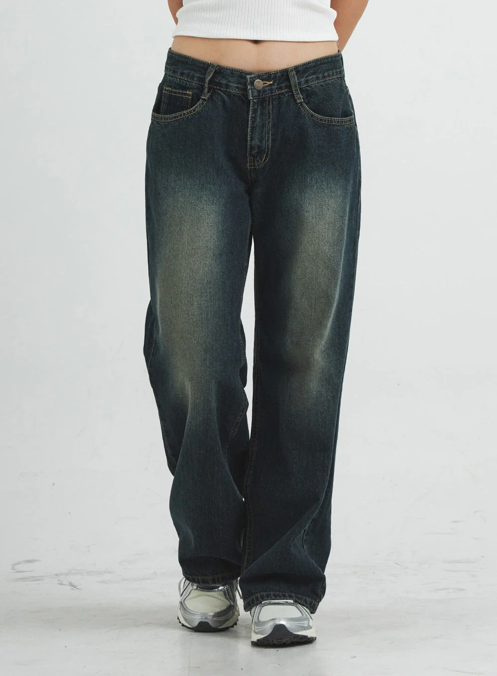 Low Rise Washing Wide Jeans CS14 - Image 5