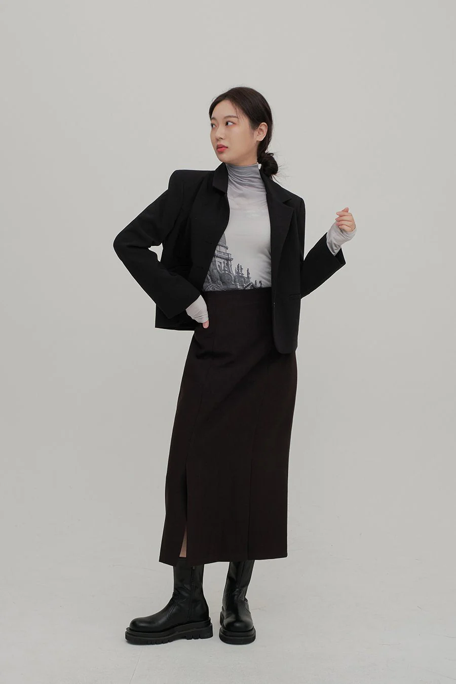 Maxi Skirt with Slit - Image 4