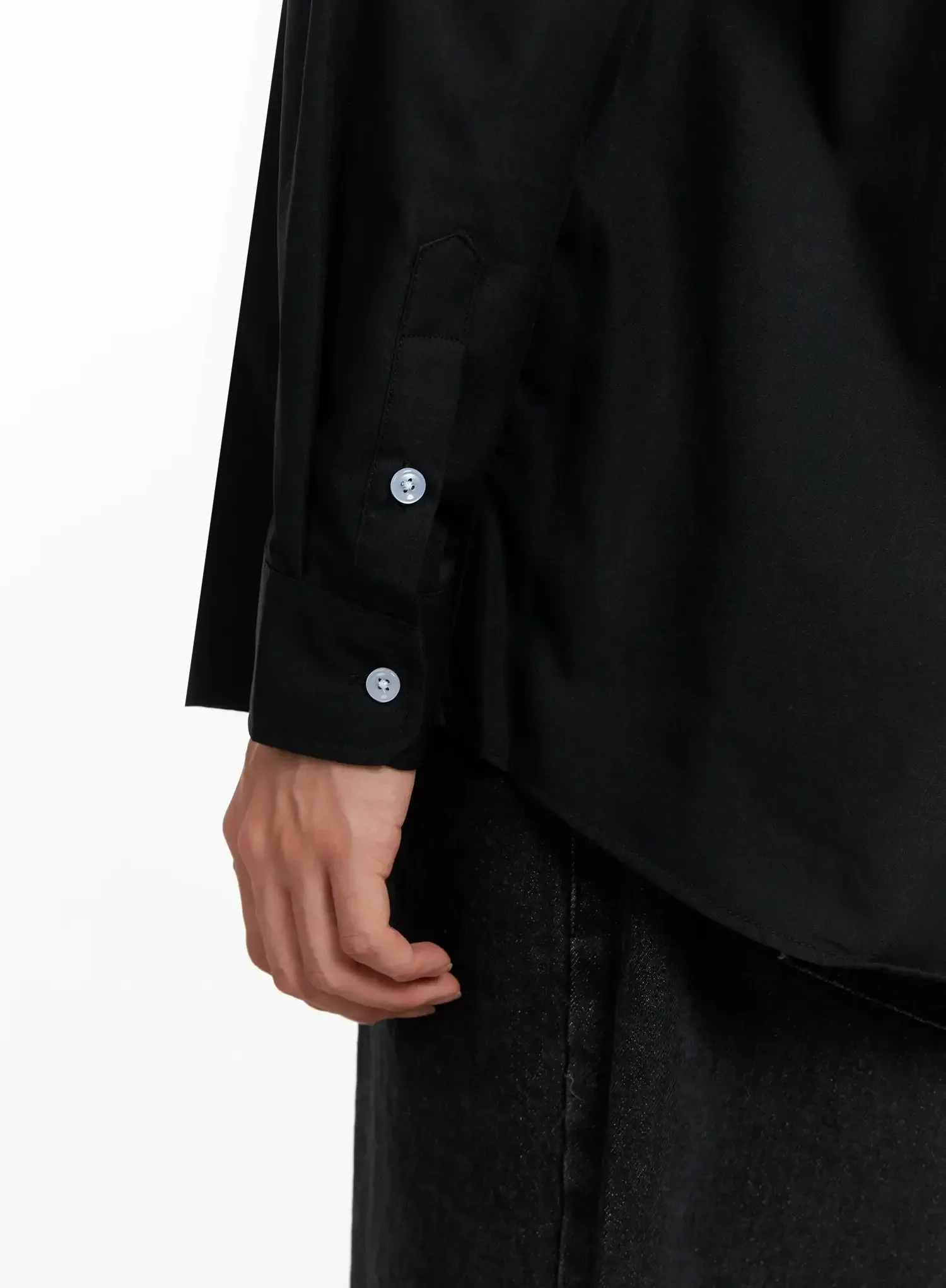 Men's Classic Button-Up Shirt IO516 - Image 4