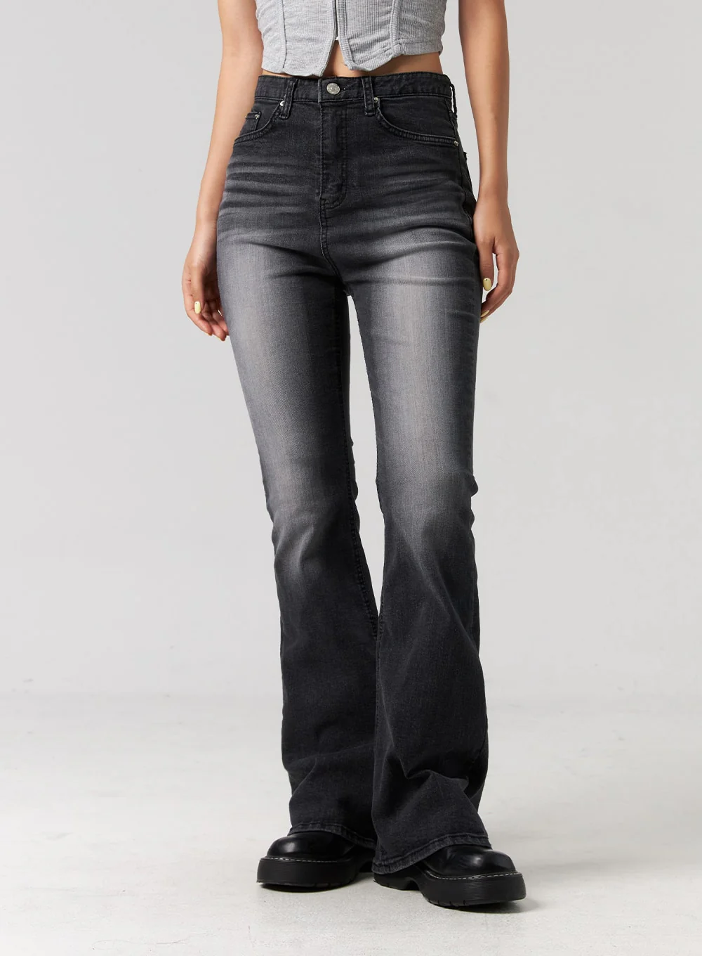 Modern Slim Bootcut Jeans CG319 - Image 5