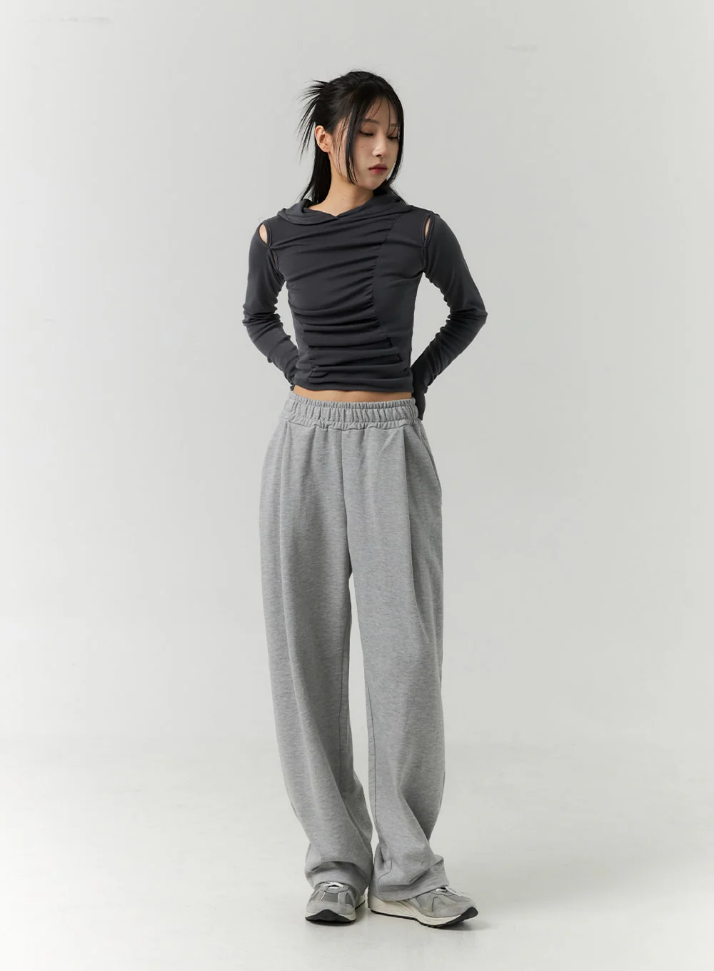 Pintuck Sweatpants CN317 - Image 3