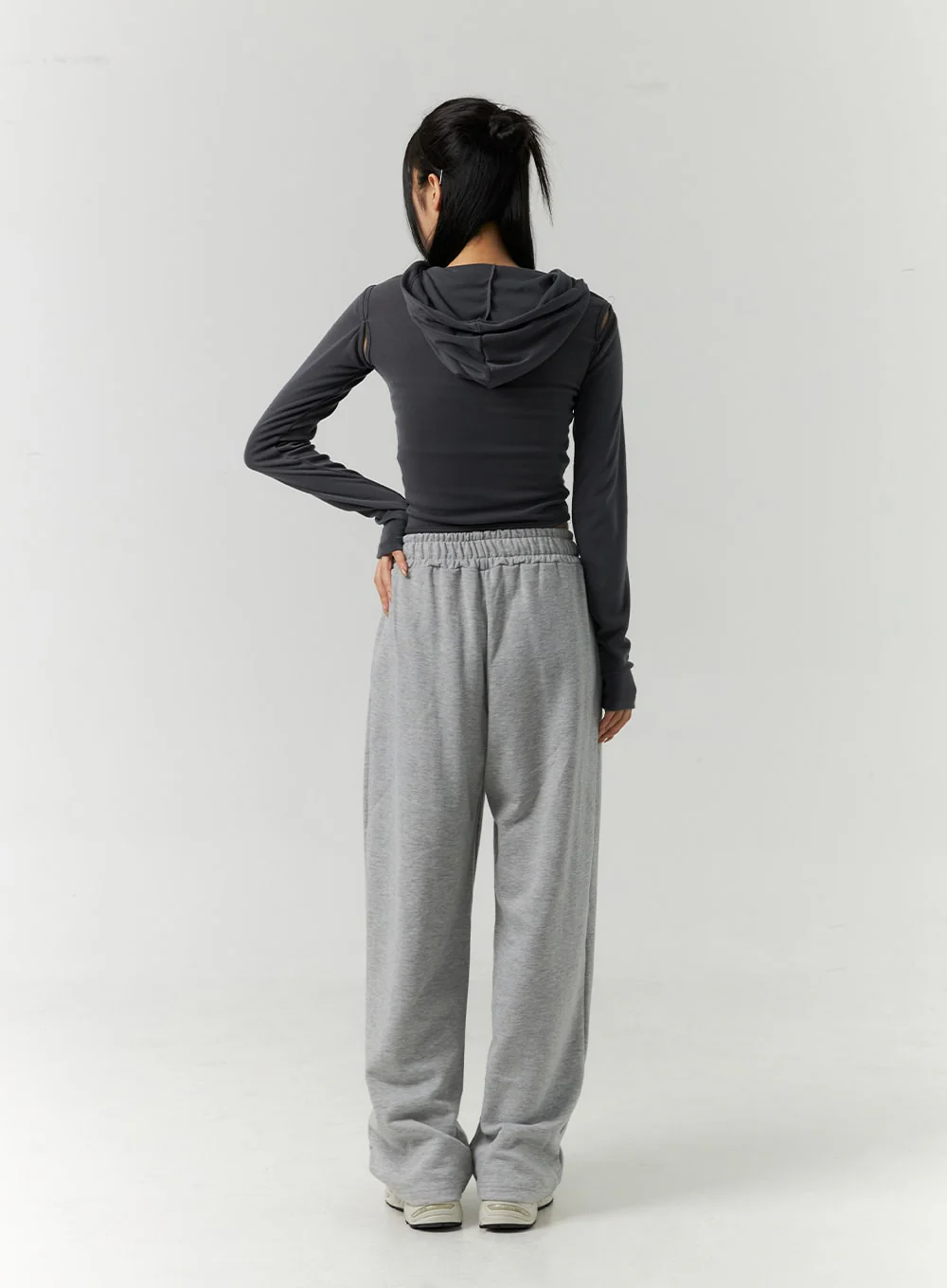 Pintuck Sweatpants CN317 - Image 7