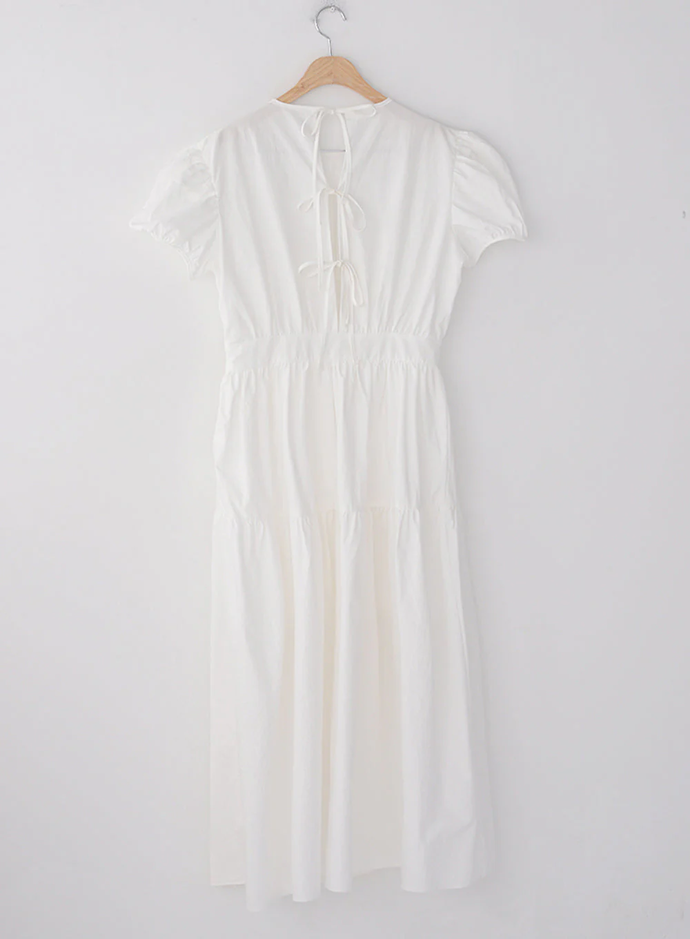 Puff Sleeve Dress with Ribbon Back - Image 11