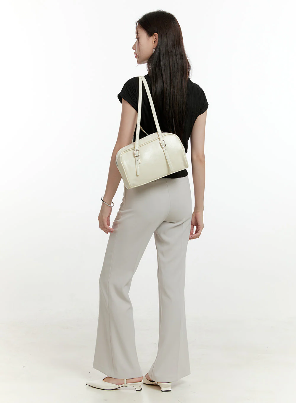 Square-shaped Shoulder Bag CA04 - Image 12