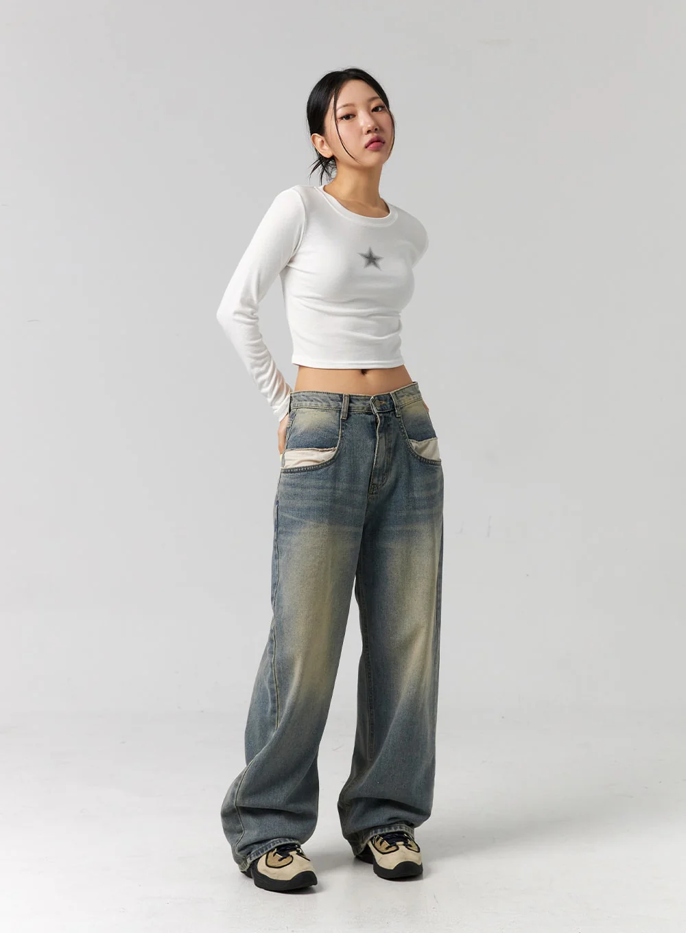 Star Graphic Long Sleeve Slim Fit Tee CG315 - Image 10