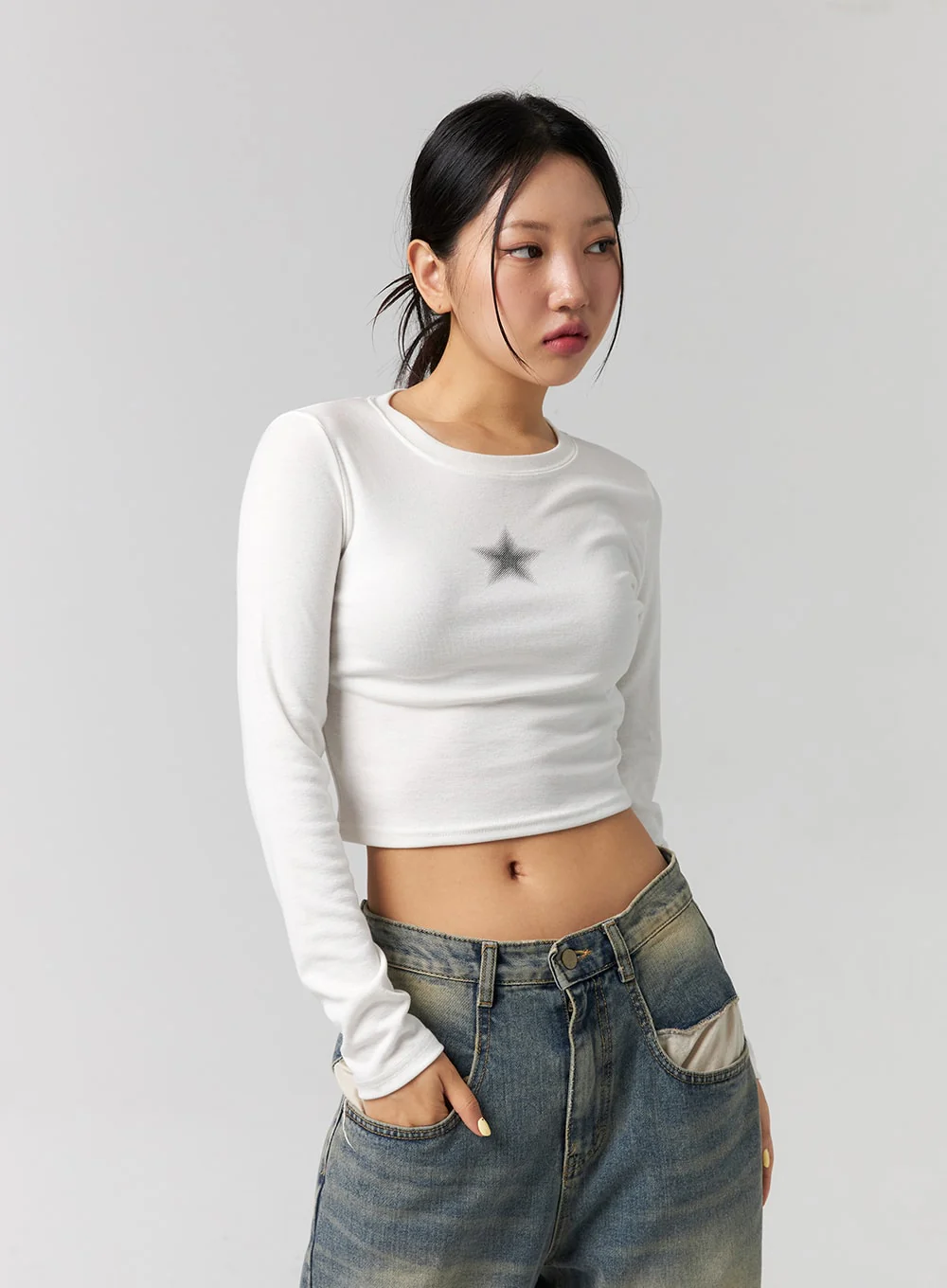 Star Graphic Long Sleeve Slim Fit Tee CG315 - Image 6