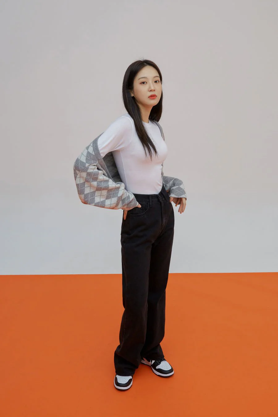 Straight Leg Pants J23 - Image 9