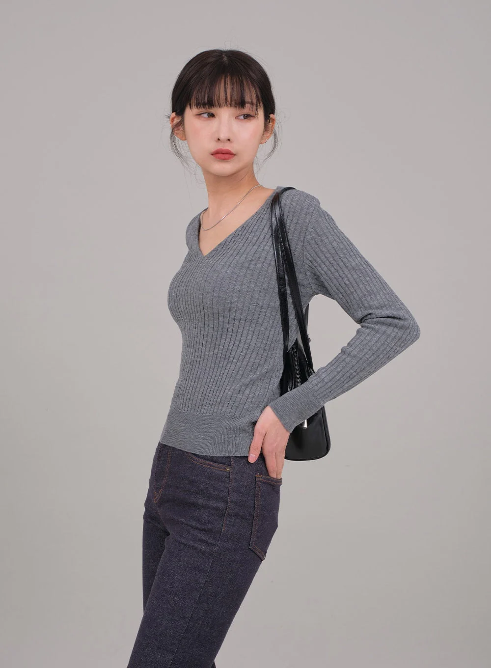 V Neck Cable Knit Top C2701 - Image 10