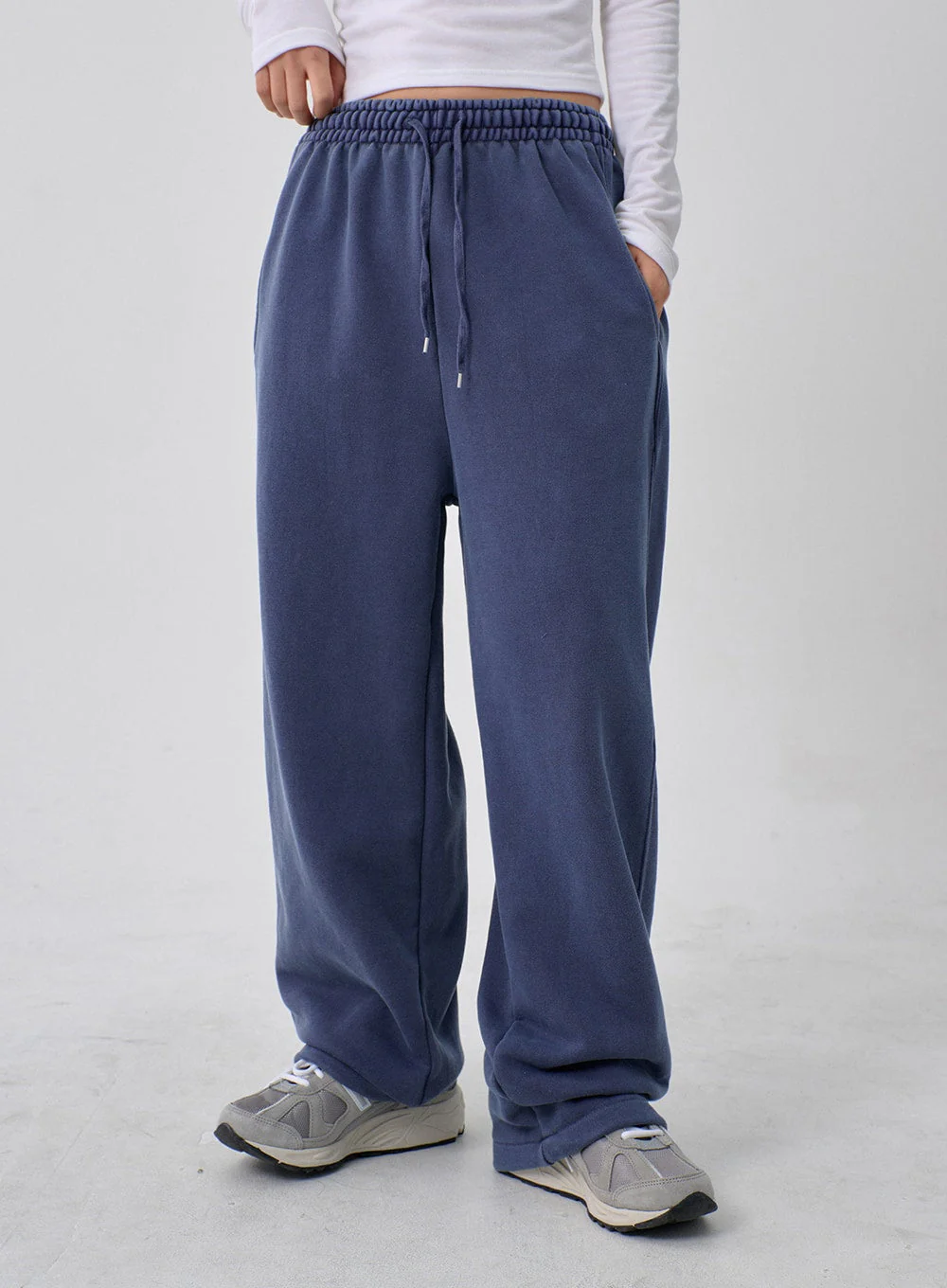 Wide Training Pants Unisex CN09 - Image 9