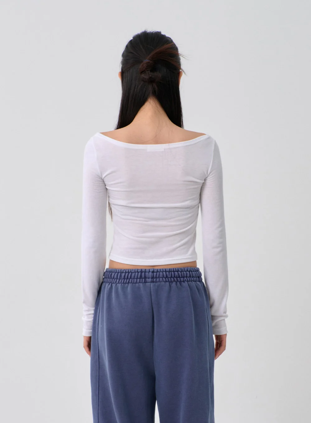 Wide U-Neck Semi Crop T-Shirt CN09 - Image 8